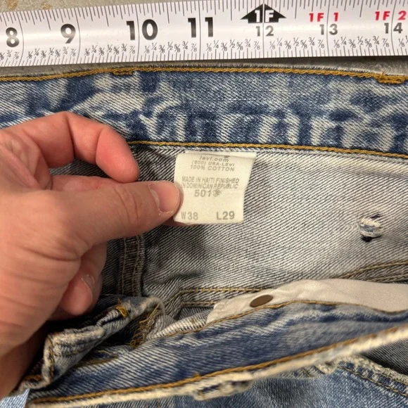 Vintage Levi's 501xx Original Fit Jeans Blue Distressed Denim 36 x 28 - Picture 5 of 9